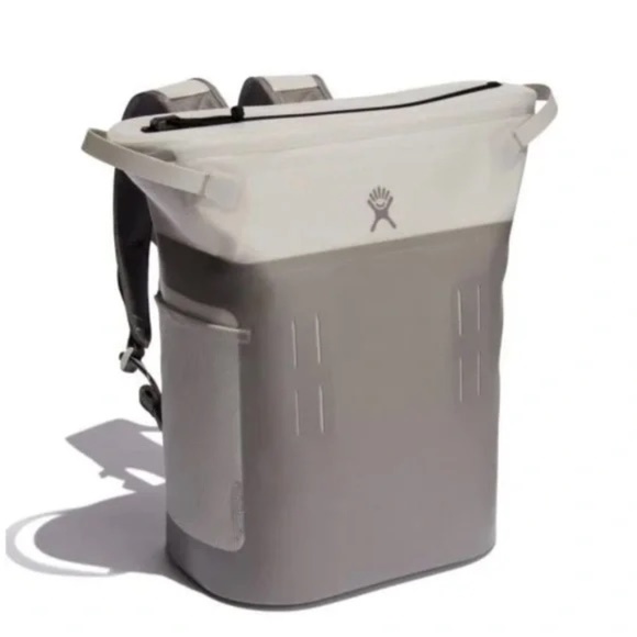Hydro Flask Day Escape Soft Cooler 20L Backpack Bag Outdoor Beach  Camping  NWT - Picture 1 of 16